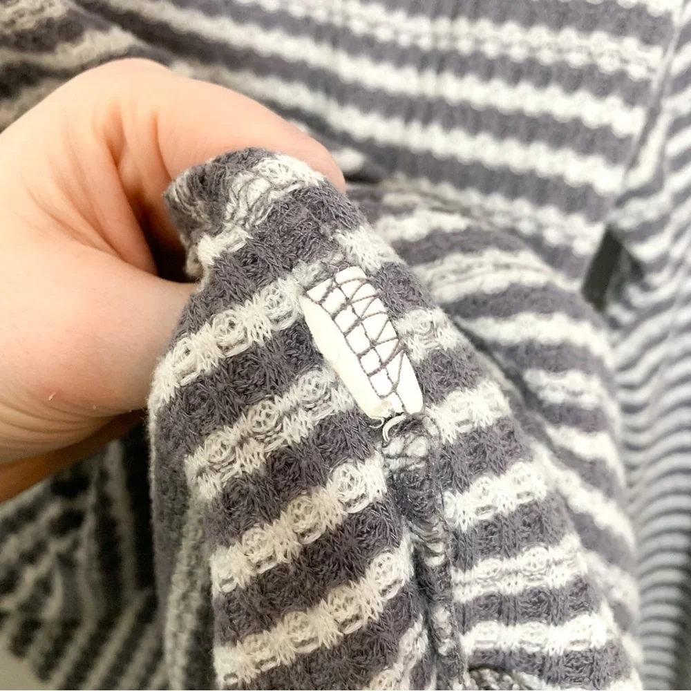 Lucky Brand Waffle Knit‎ Grey Stripe Tie Front Sweater Small S